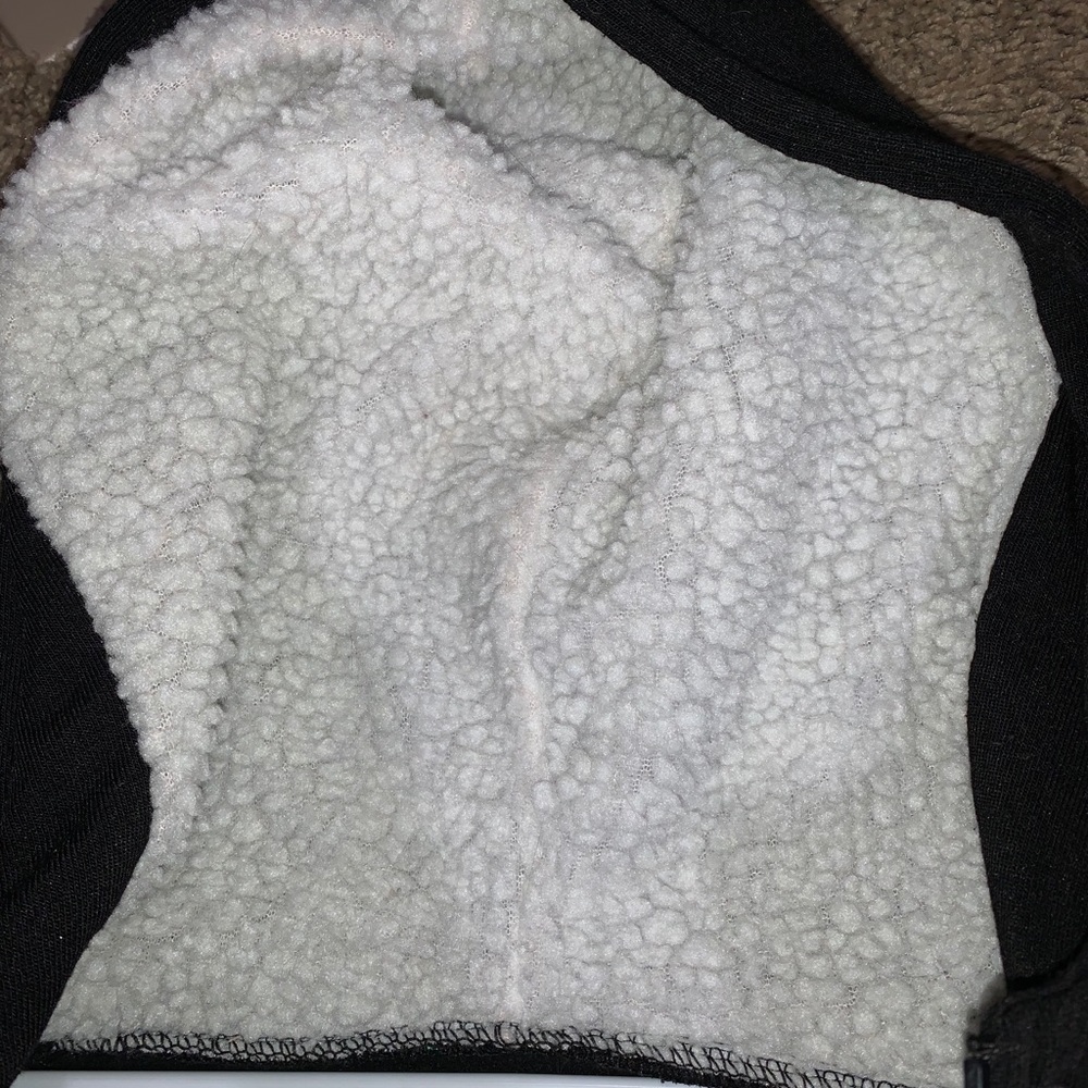 Black jacket - Picture 3 of 5